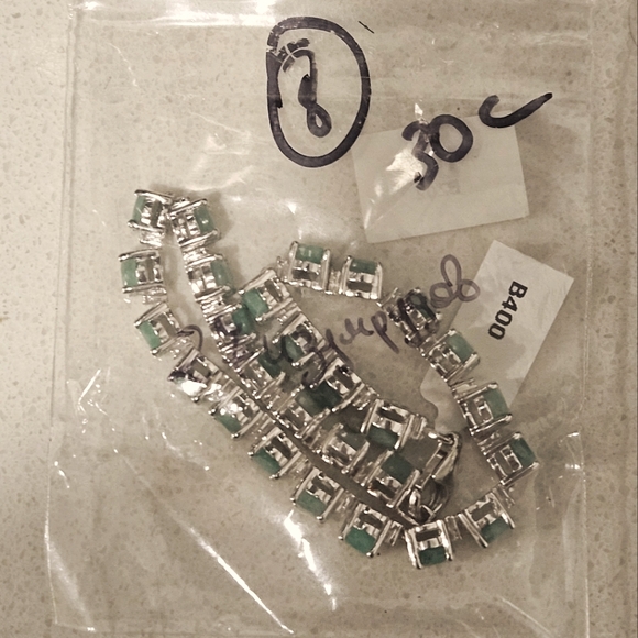 11 carat emerald bracelet - Picture 1 of 3